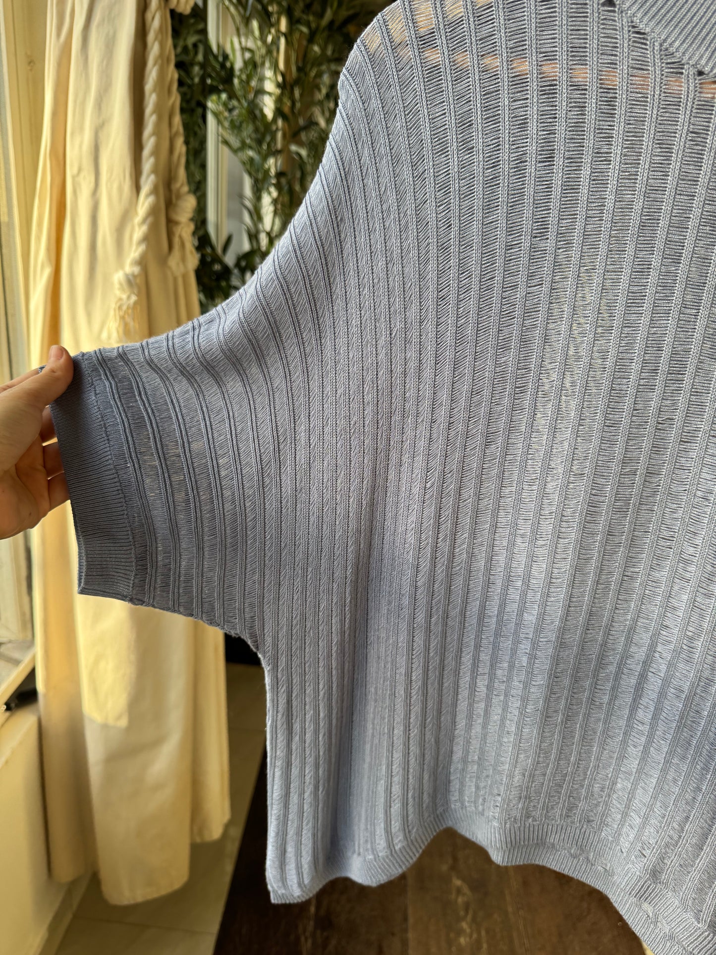 BLUSA MORA