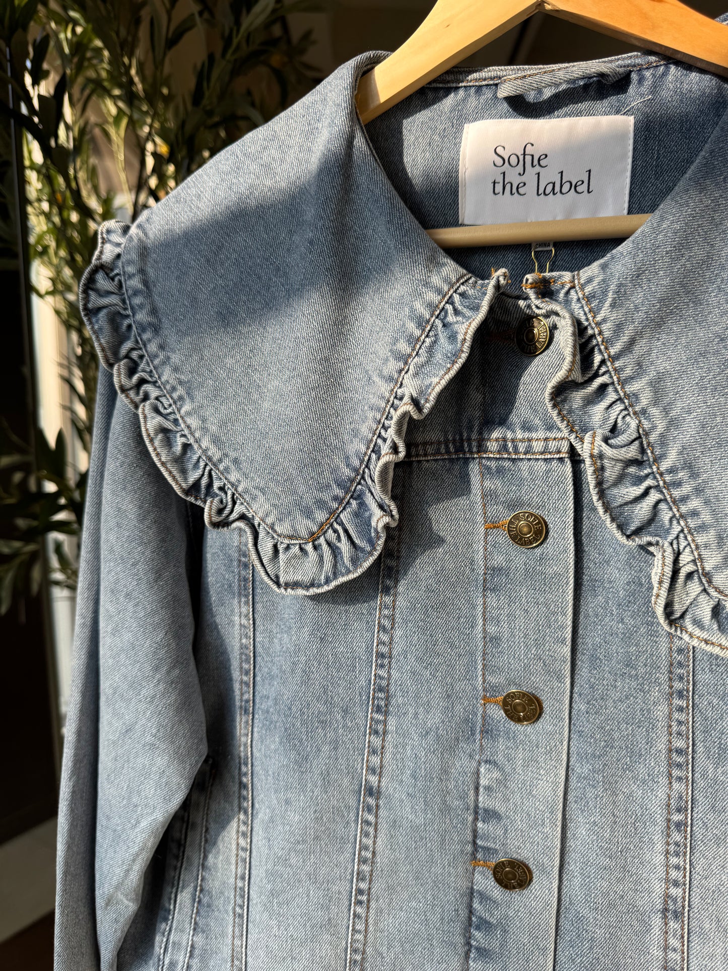 JACKET ISA