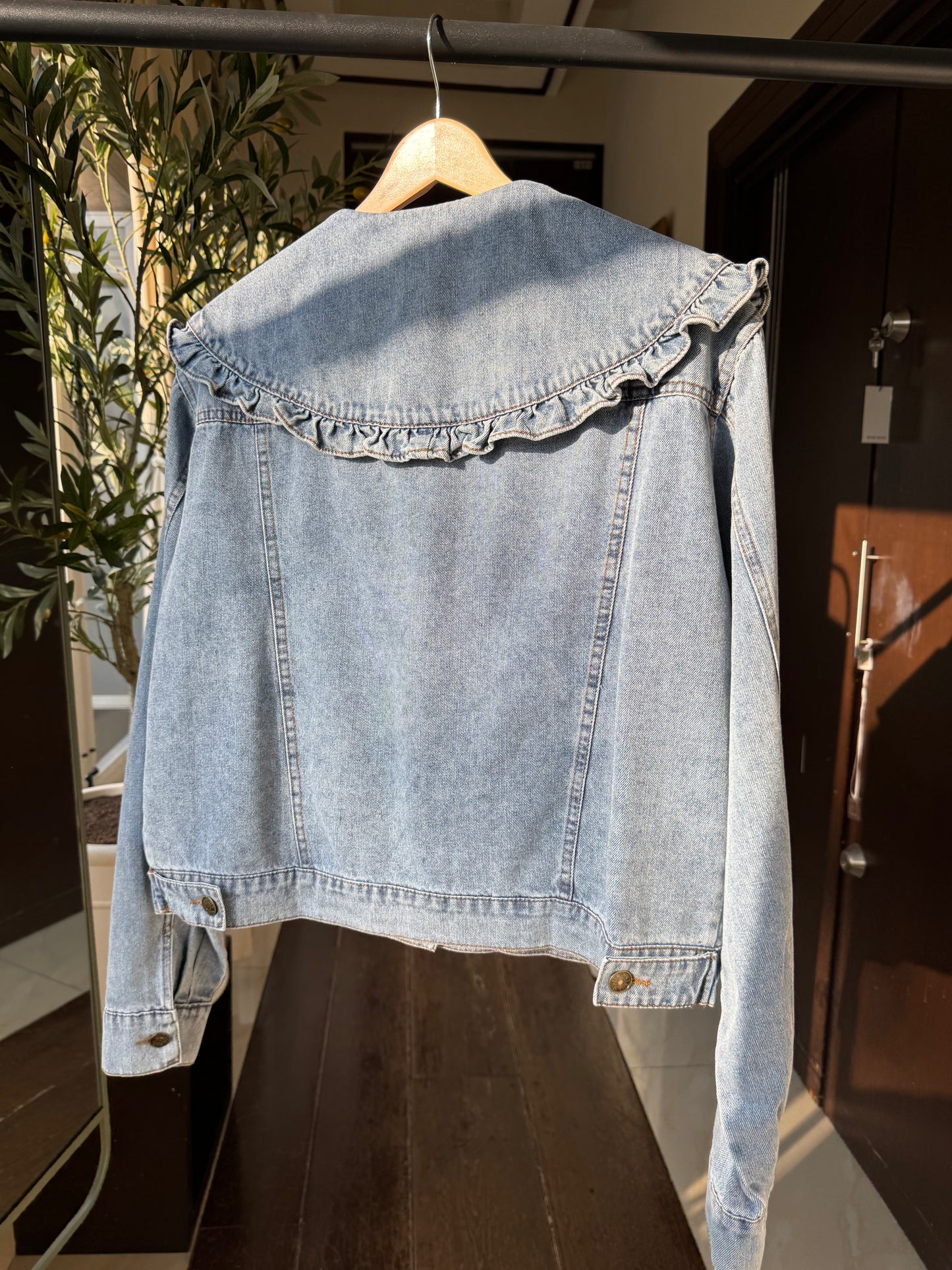 JACKET ISA