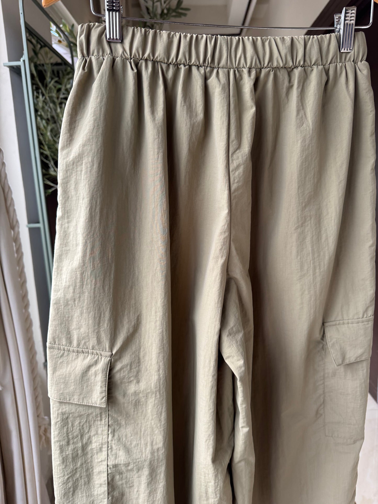 PANTALON AGUACATE