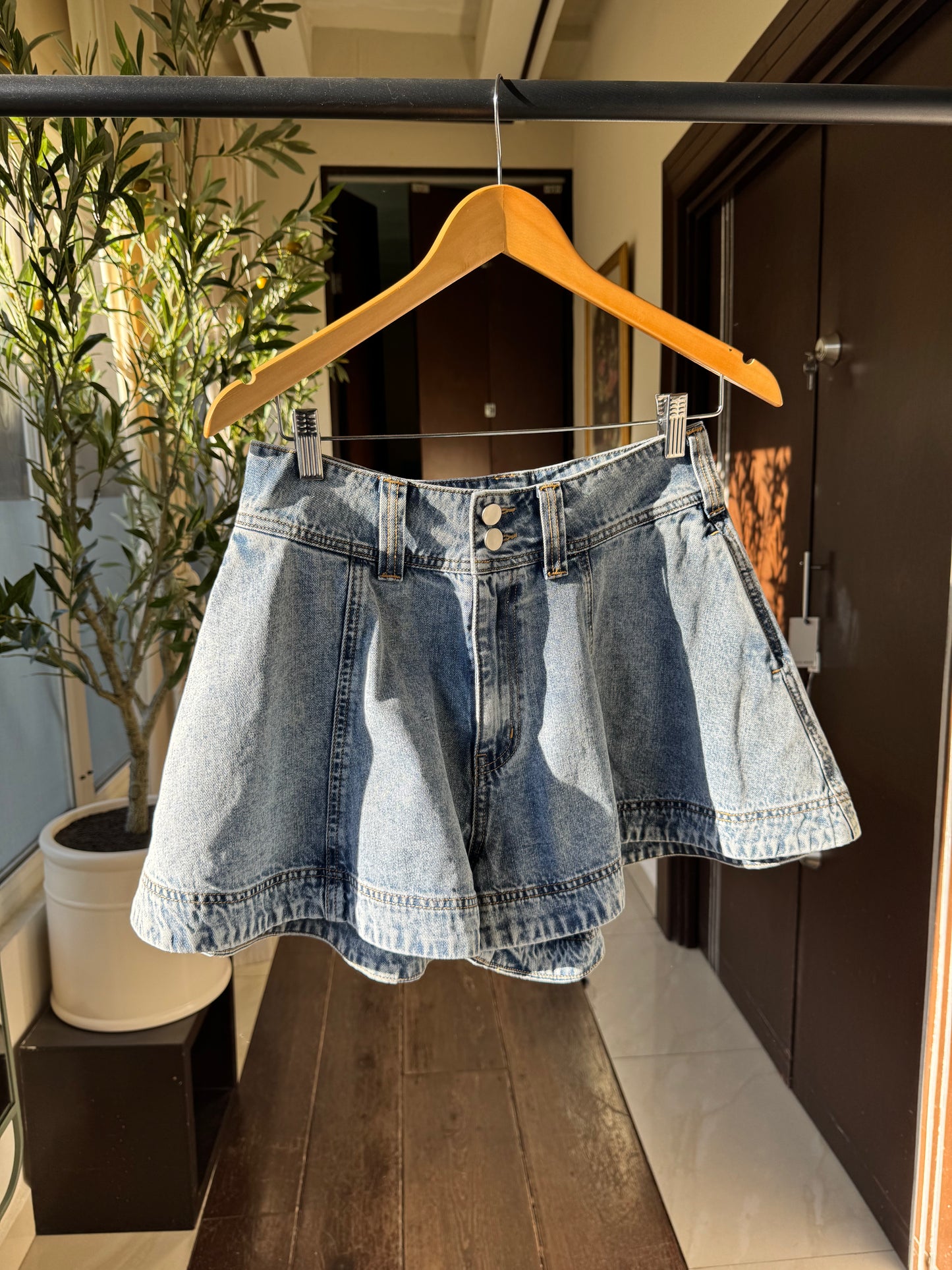 SHORT ISLA
