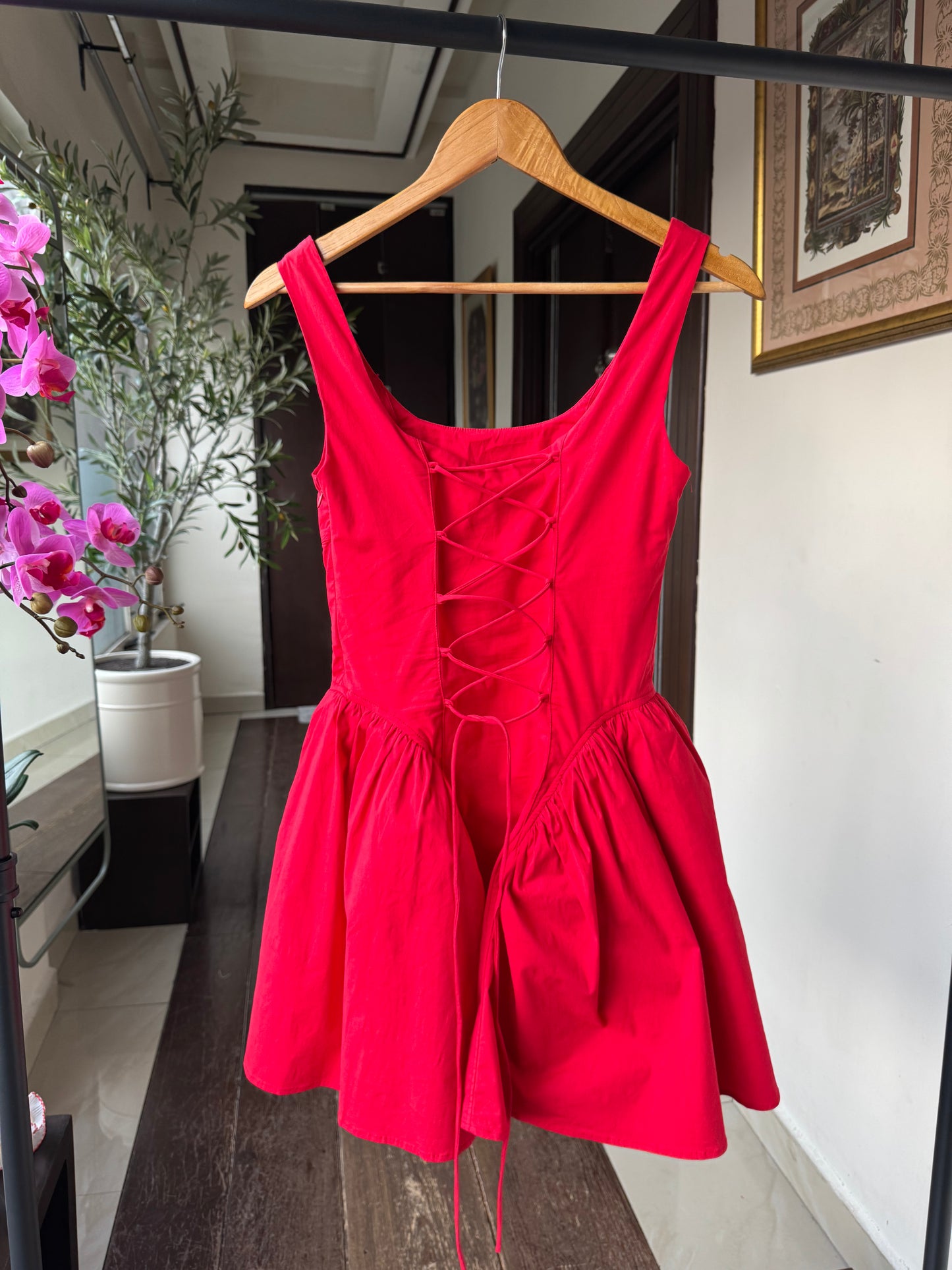 VESTIDO CARMESI