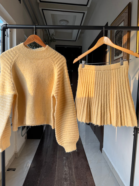 SET YELLOW